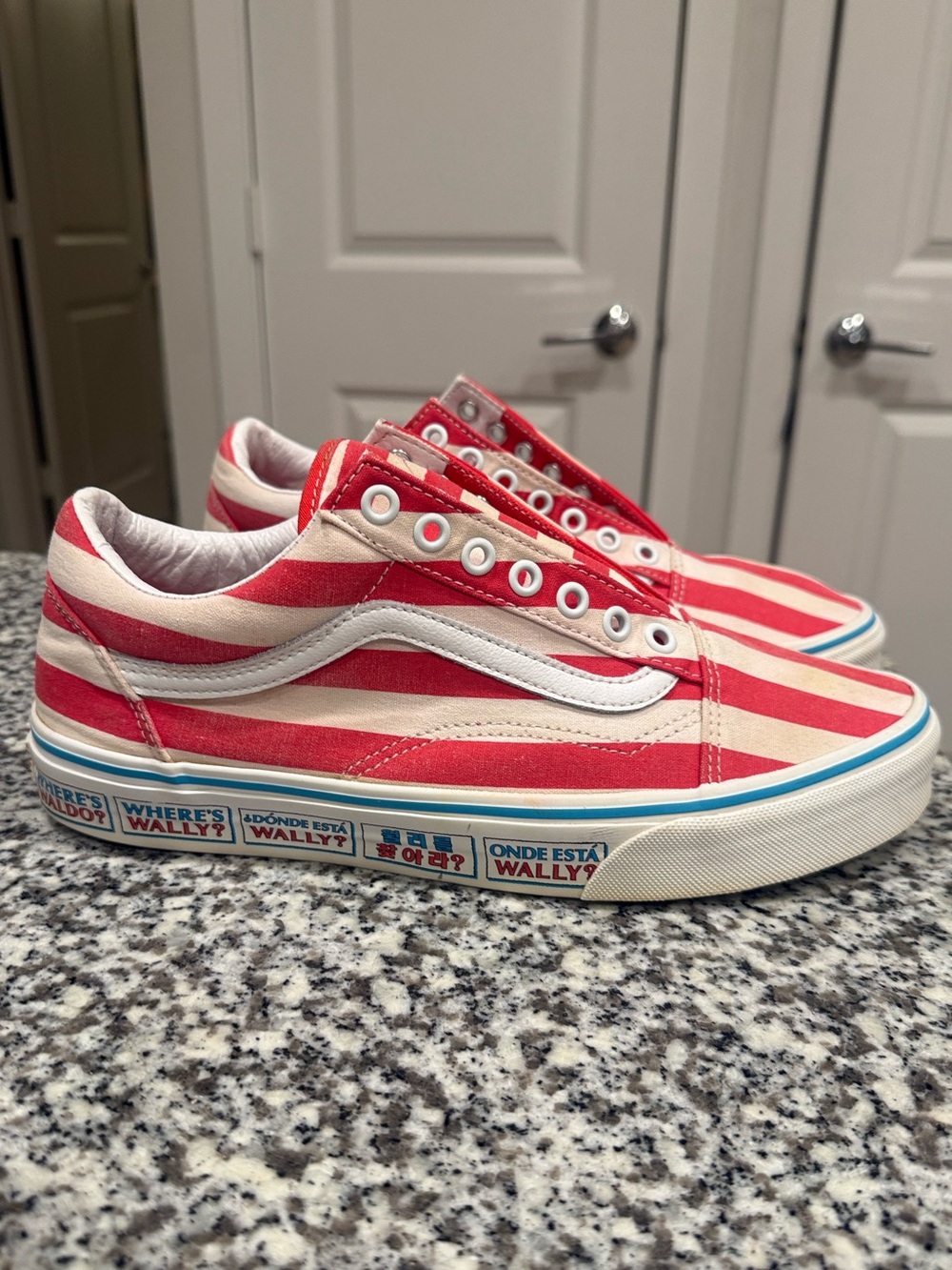 Vans Where’s Waldo collab size men’s 9.5 womens 11